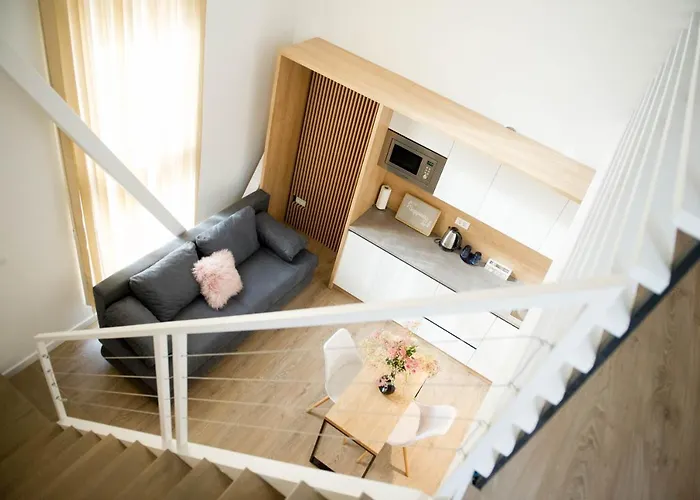 Friends Residence Apartments
